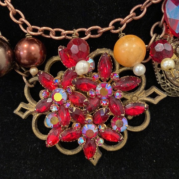 Anthropologie Lenora Dame Rhinestone Valentine Necklace Vintage Feel - Picture 2 of 5